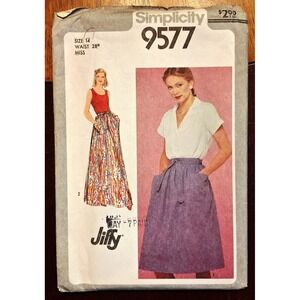 Simplicity Misses' Jiffy‎ back-wrap skirt in 2 lengths pattern #9577 Size 14